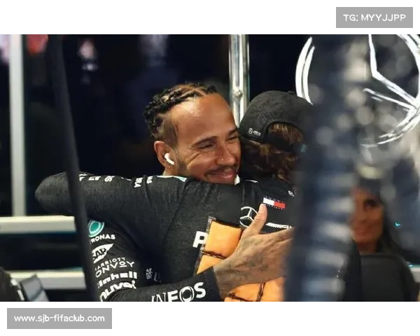 梅赛德斯官宣拉塞尔与安东内利续约携手出征新赛季共创辉煌未来